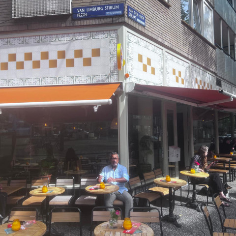 12. Coffee Roastery & Winebar
